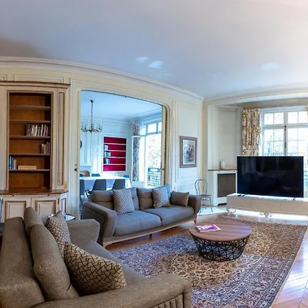 Apartman Avenue Niel - Spacieux