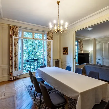 Avenue Niel - Spacieux