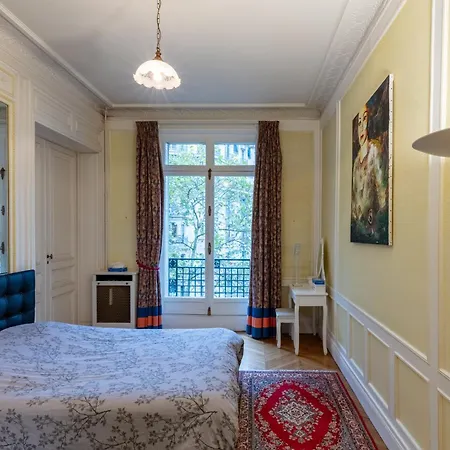 Avenue Niel - Spacieux Apartament