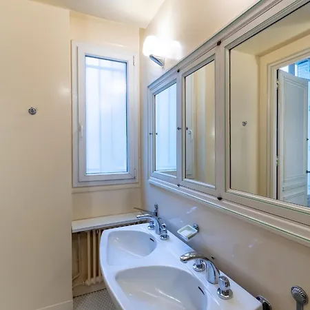 Apartment Avenue Niel - Spacieux *